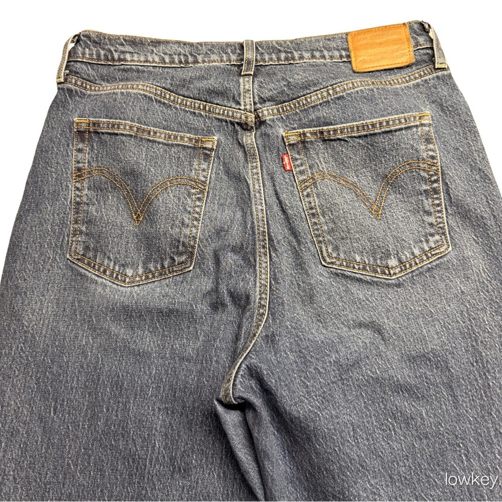 Levis Premium Ribcage Bell Jeans Medium Wash High Rise Wide Leg Denim 32x32